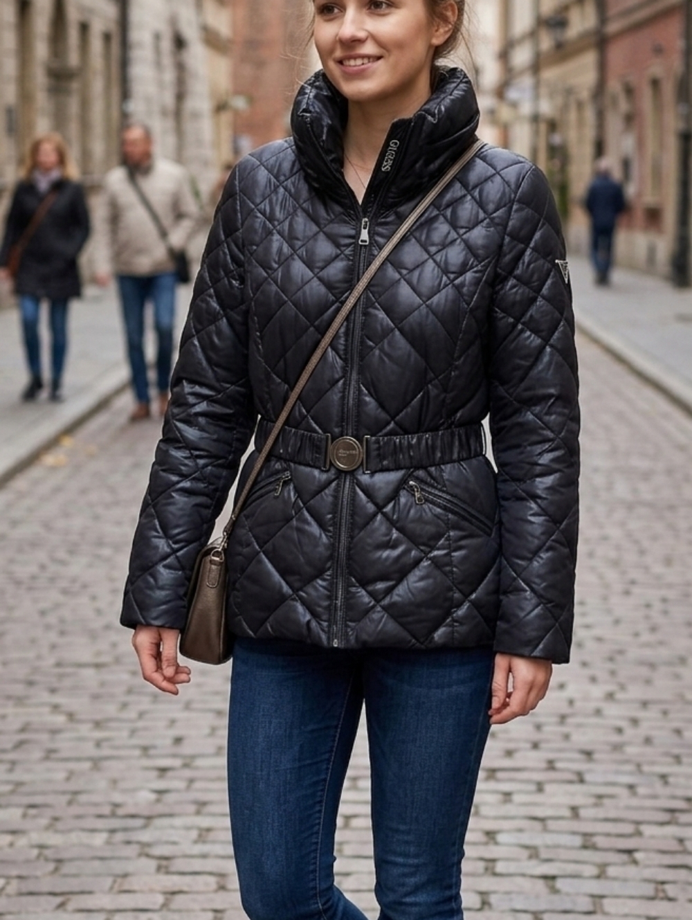 Like New 💕 Guess Black Quilted Belted Puffer Jacket - Picture 1 of 10